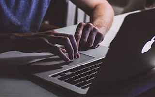 马龙圆梦乒乓球男团金牌 “百米飞人”苏炳添赛场谢幕